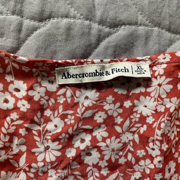 Abercrombie & Fitch | Burnt Red Floral Wrap Dress | Size XL - Picture 7 of 9